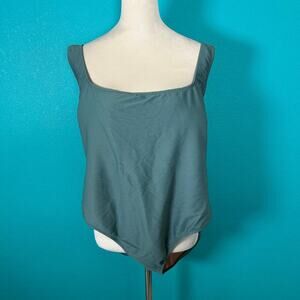 J. Crew Green Ribbed Sleeveless Scoop Back Sleeveless Bodysuit Padded Size 22